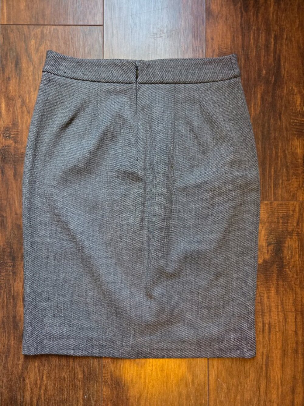 Express Design Studio: Gray Tweed Pencil Skirt Gold Buckle Leopard Slit Size 4 - Picture 4 of 10
